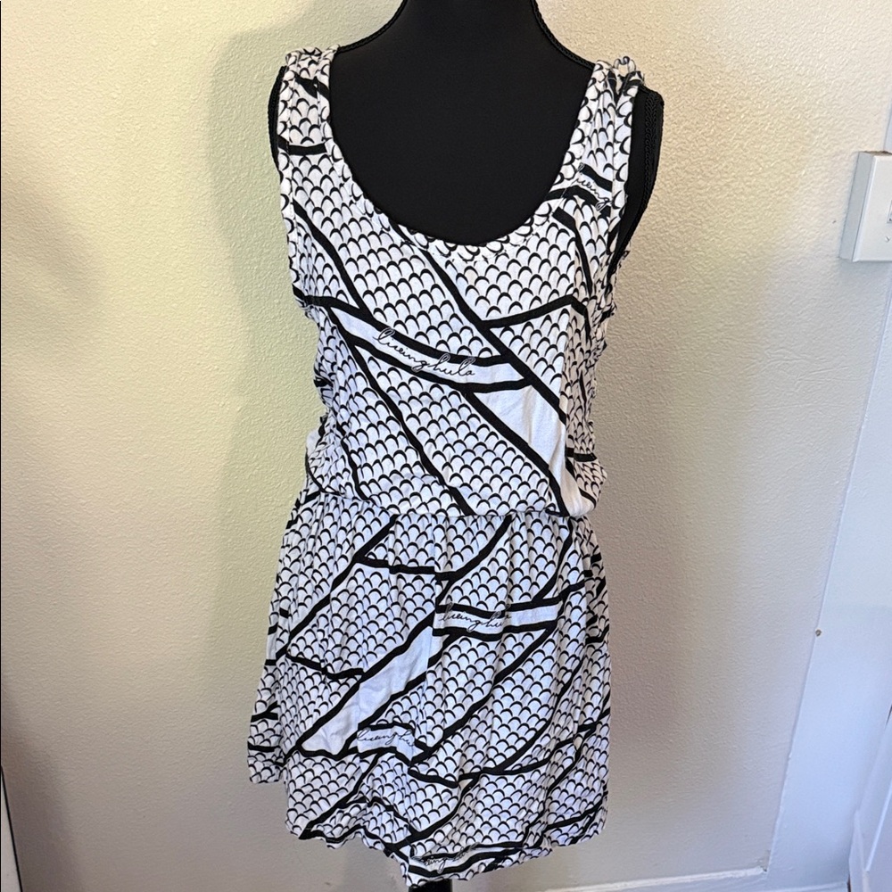 Elegant Black and White Patterned Dress